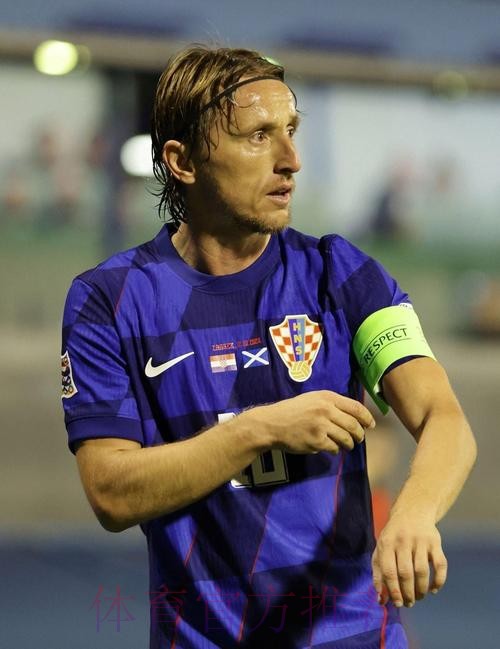 累计5张黄牌 莫德里奇下轮客战加的斯将停赛 累计5张黄牌 莫德里奇下轮客战加的斯将停赛